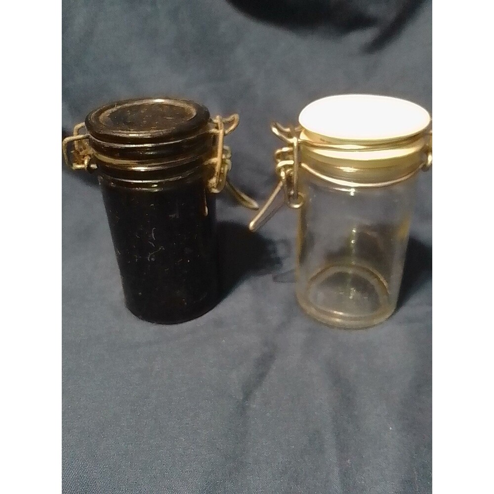 Vintage mini jars with wire type lids